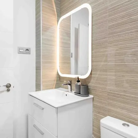 Fresh & Stylish With Parking By Rems Apartment Malaga