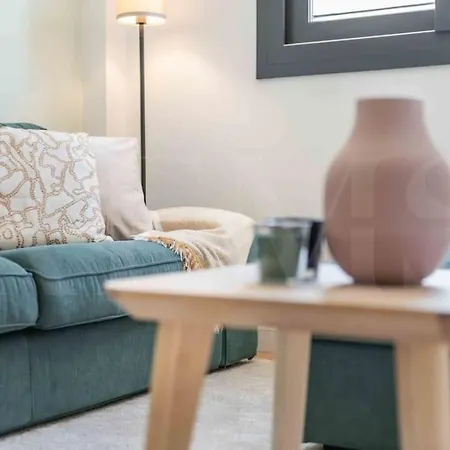 Apartment Fresh & Stylish With Parking By Rems Malaga